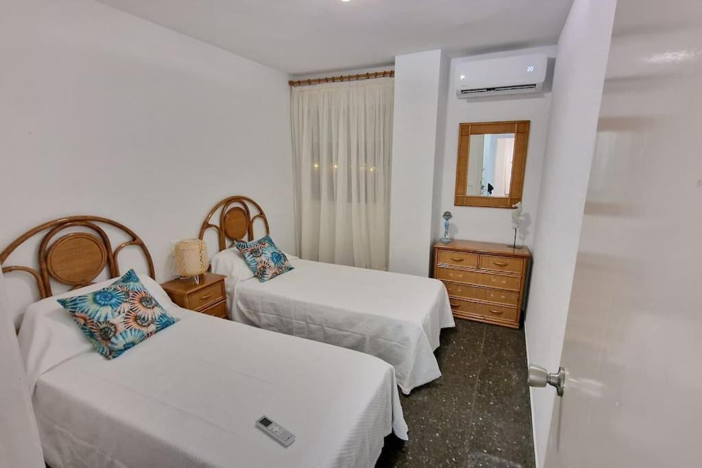 Apartamento Dos Habitaciones, Frente A La Playa, Benicàssim Exterior foto
